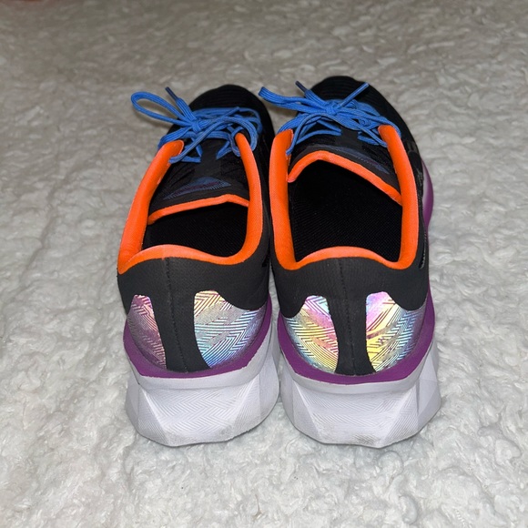 ASICS Running Shoes - Picture 5 of 5